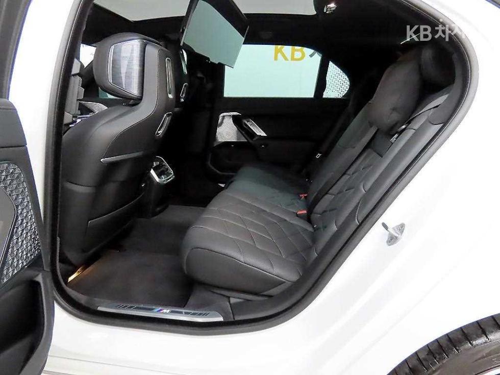 BMW 7er — miniaturë 6