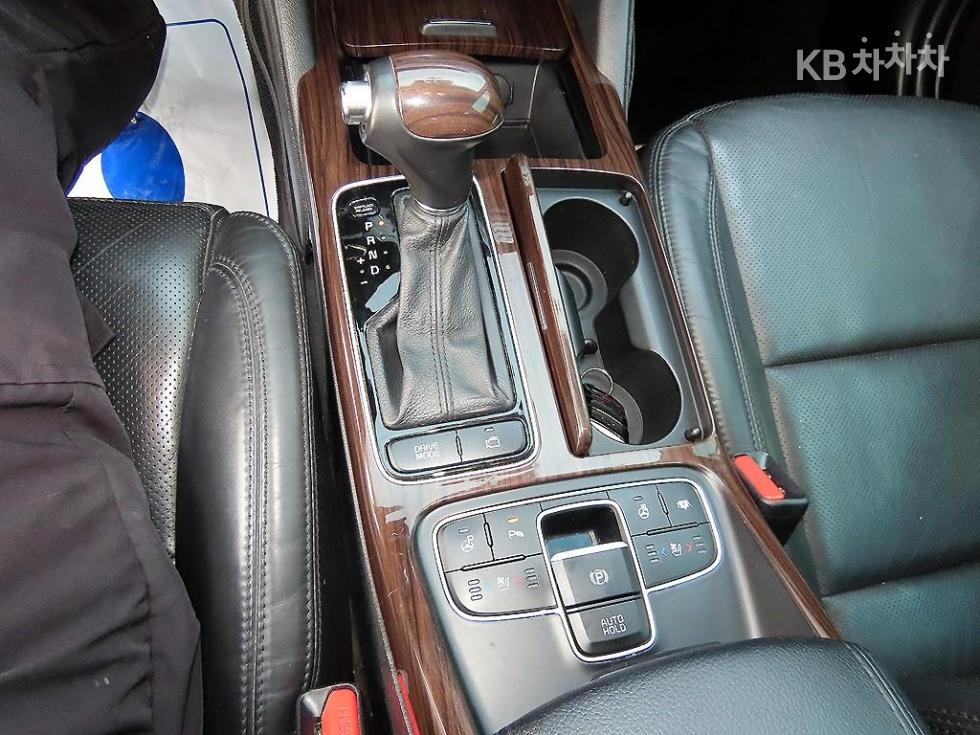 2015 - kia k7