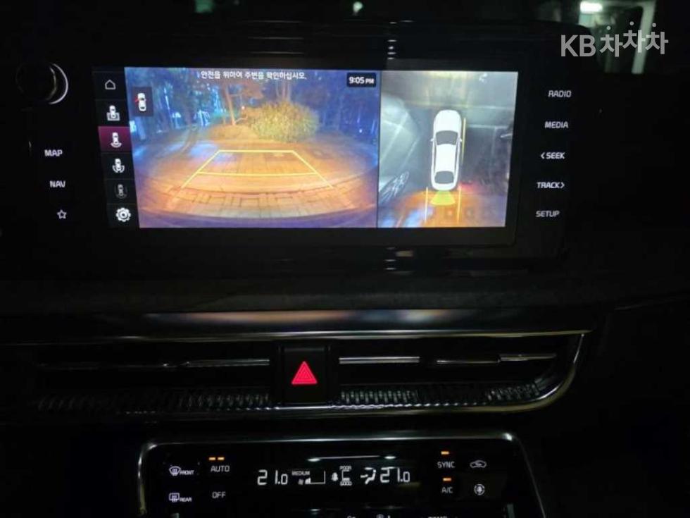2022 - kia k5