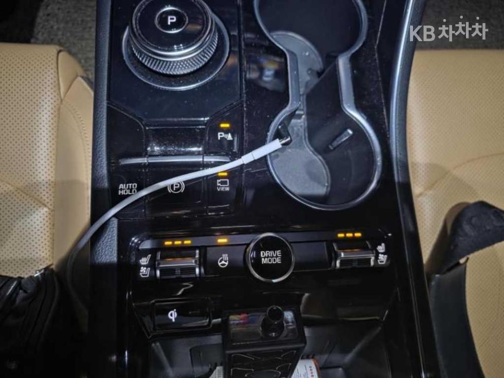 2022 - kia k5
