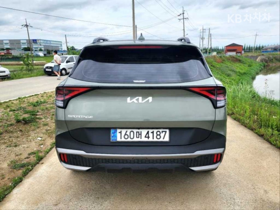 2024 - kia sportage