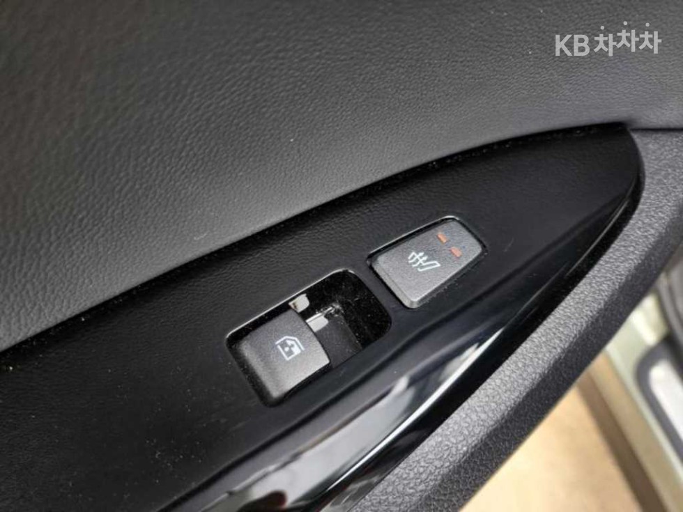 2024 - kia sportage