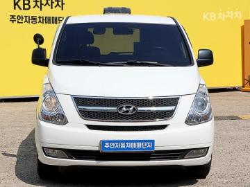 Hyundai Starex 캠핑카 — foto 1