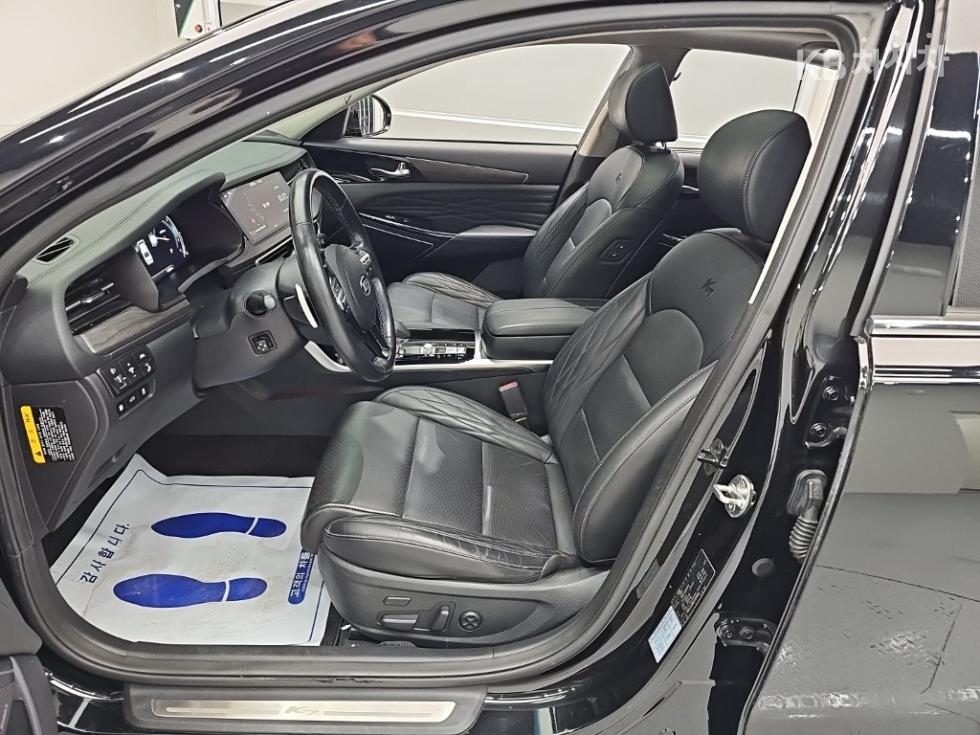 2020 - kia k7