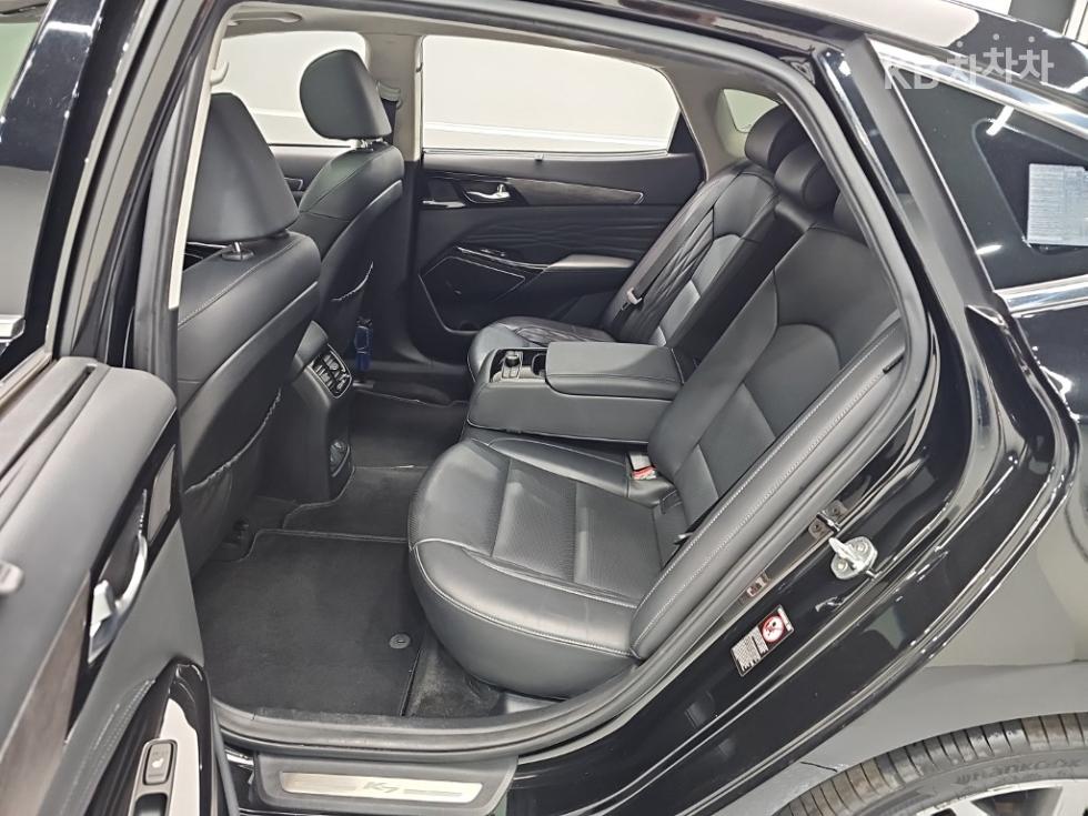 2020 - kia k7