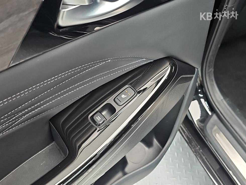 2020 - kia k7