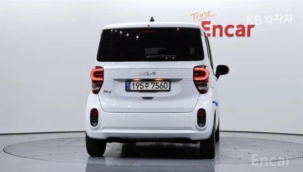 2022 - kia ray