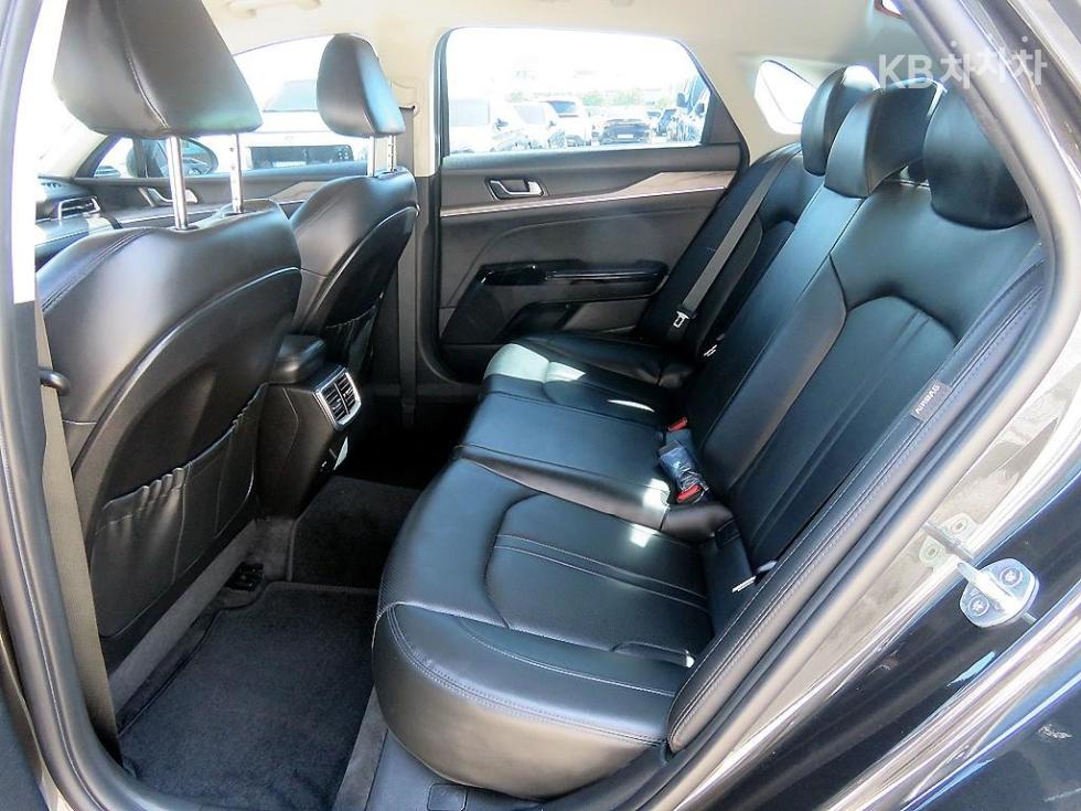 2020 - kia k5