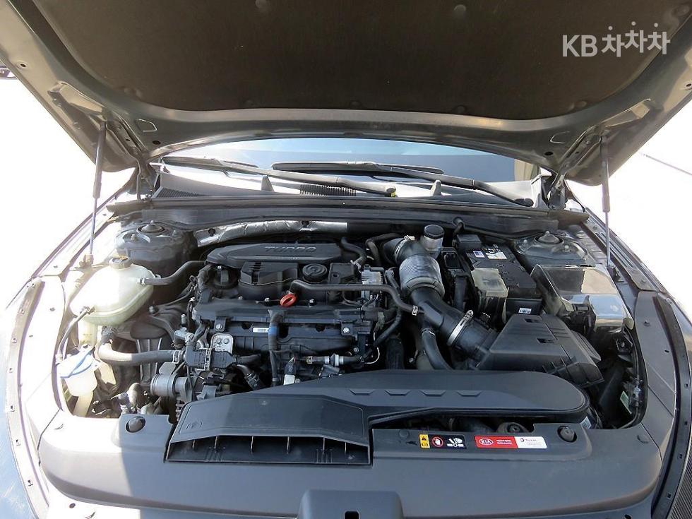 2020 - kia k5