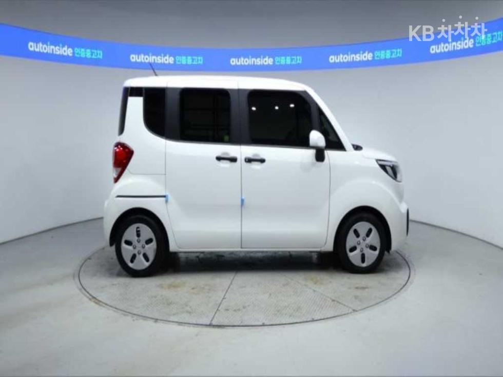 2022 - kia ray