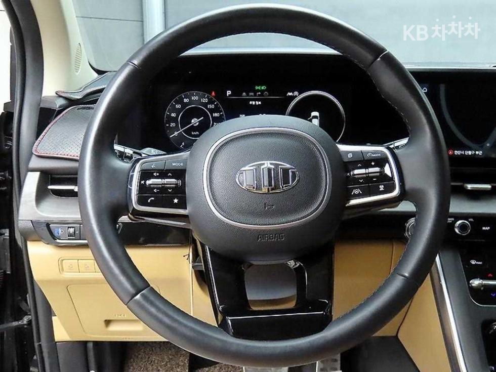 2021 - kia carnival