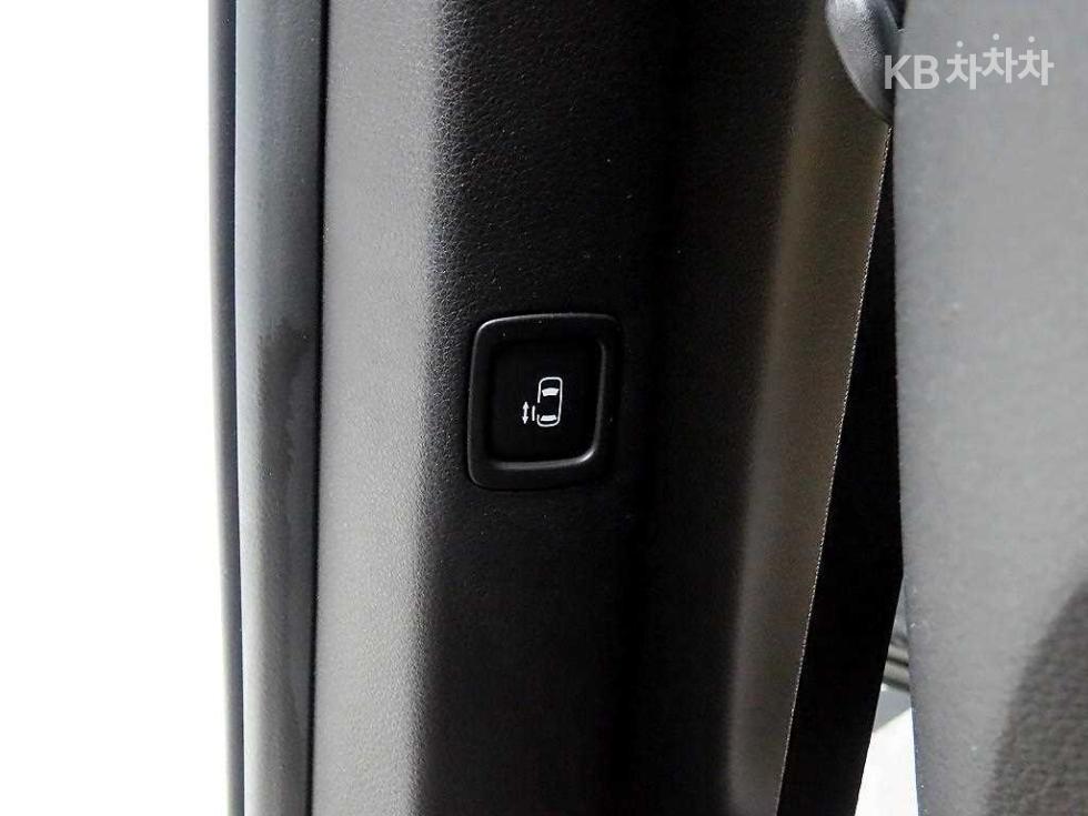 2021 - kia carnival
