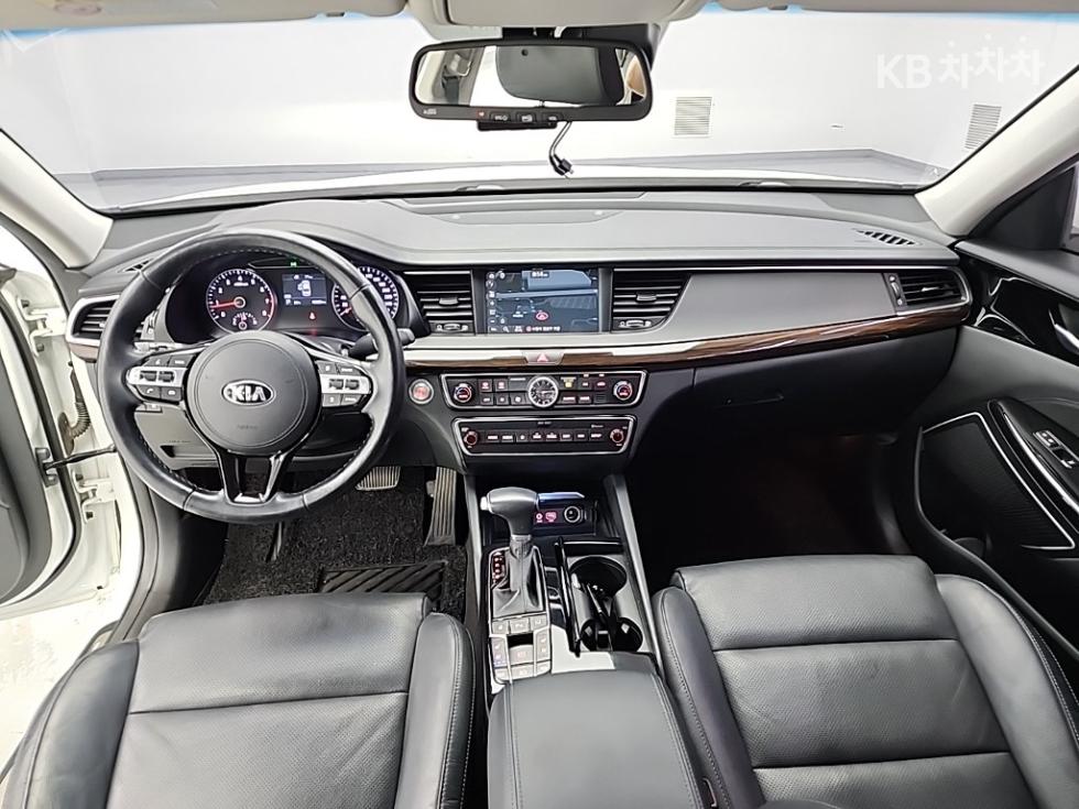 2018 - kia k7