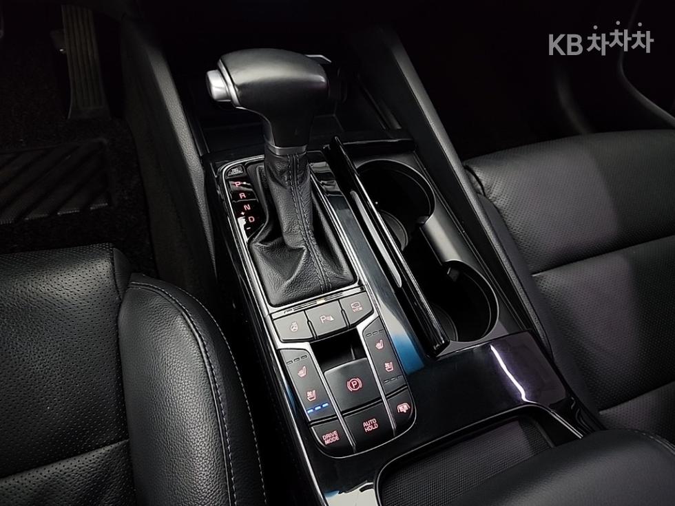 2018 - kia k7