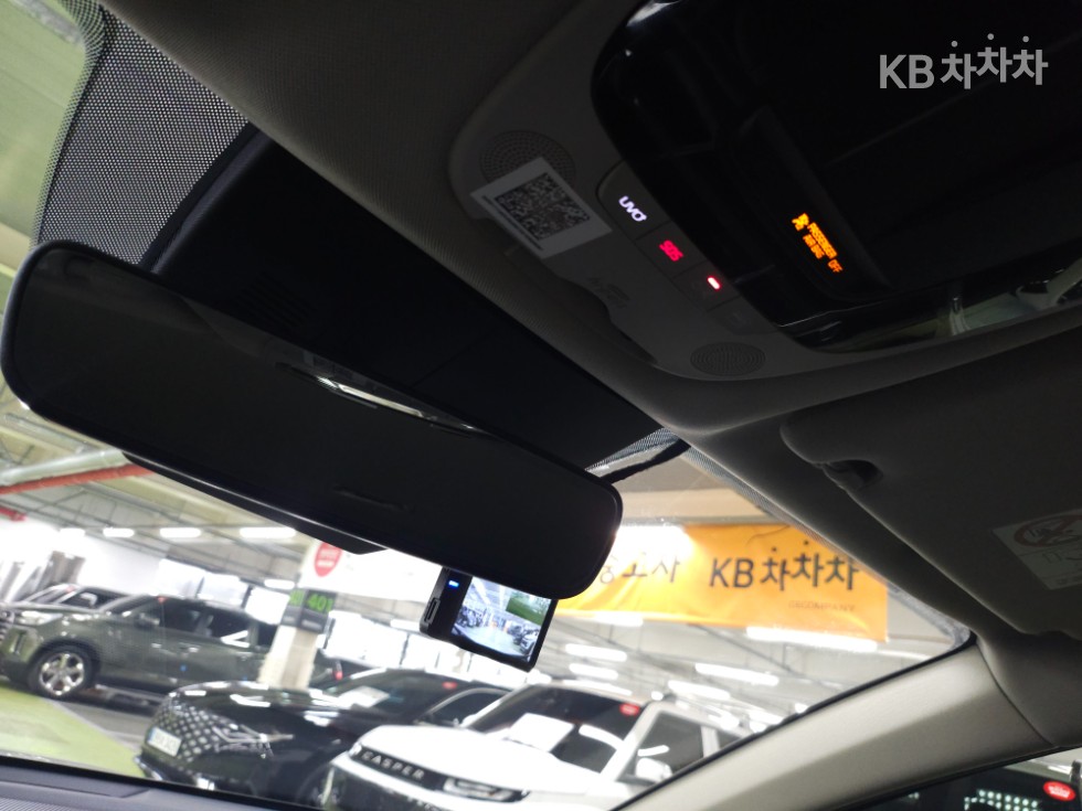 2022 - kia k5