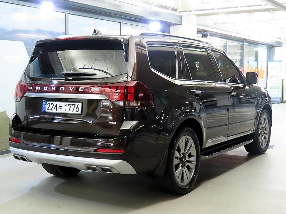 2022 - kia mohave