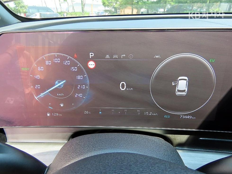2023 - kia sportage