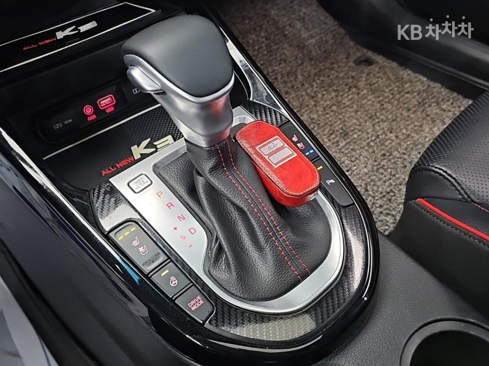 2021 - kia k3