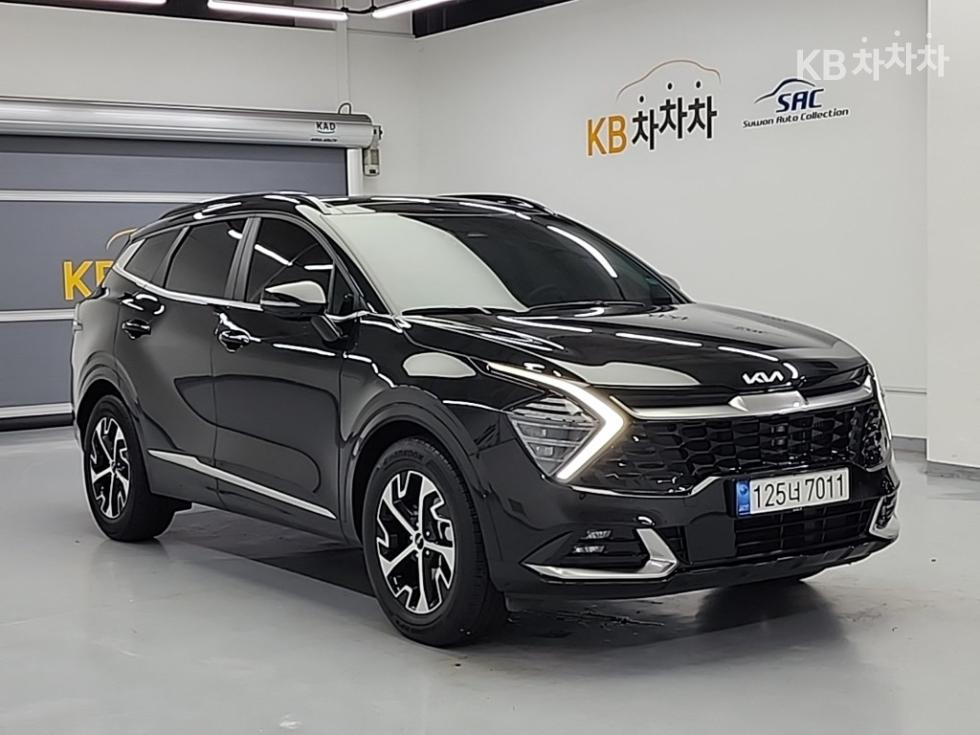 2022 - kia sportage