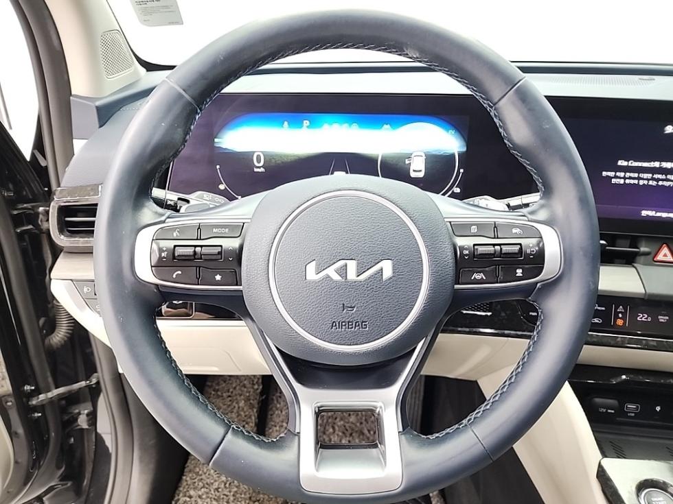 2022 - kia sportage