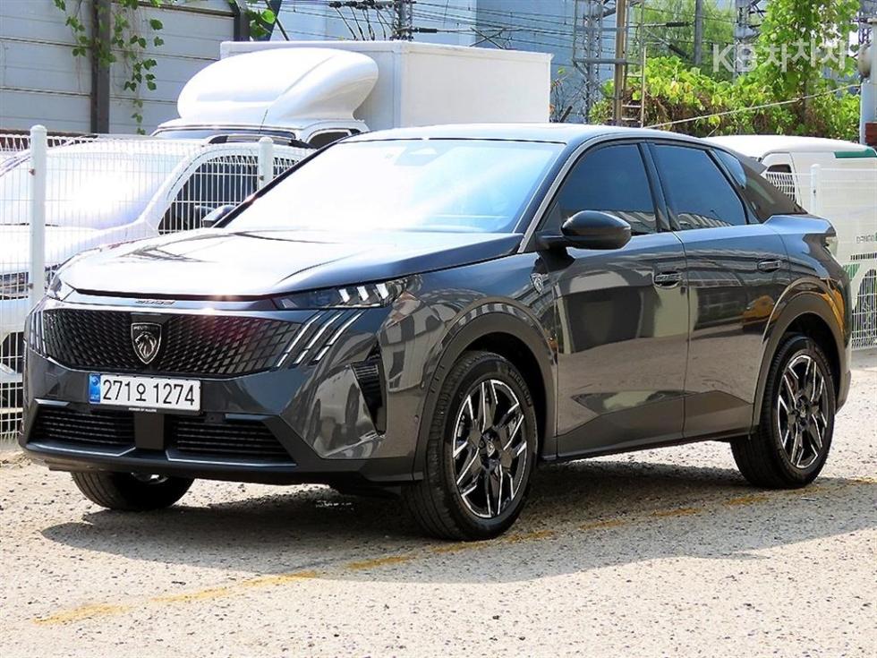 2025 - peugeot 3008