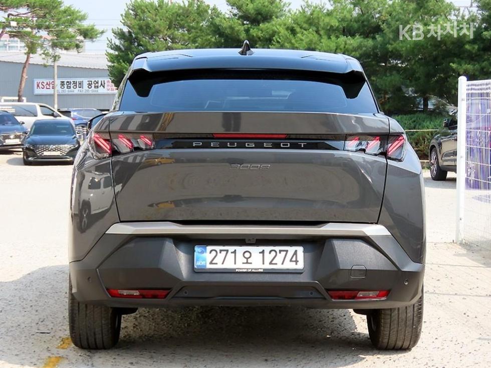 2025 - peugeot 3008