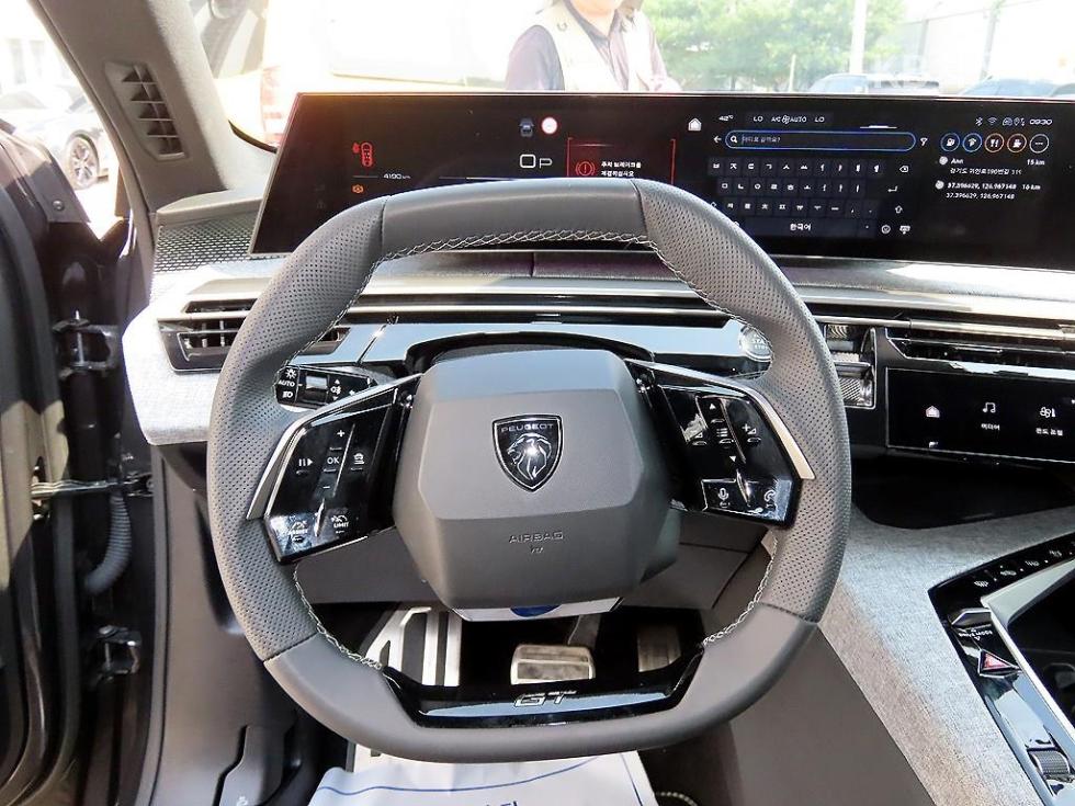 2025 - peugeot 3008