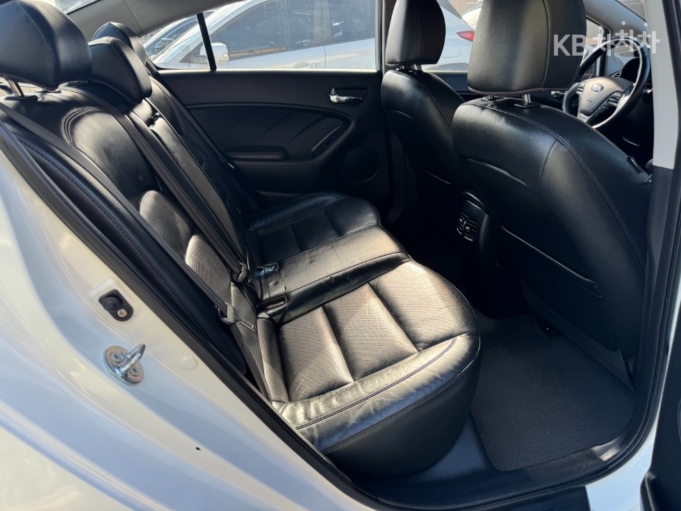 2013 - kia k3