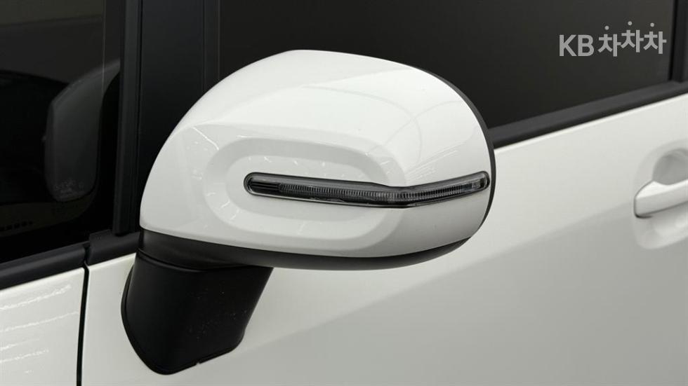 2023 - kia ray