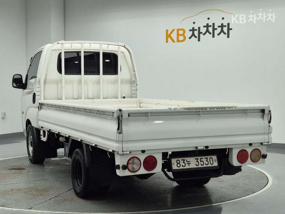 2022 - kia bongo iii