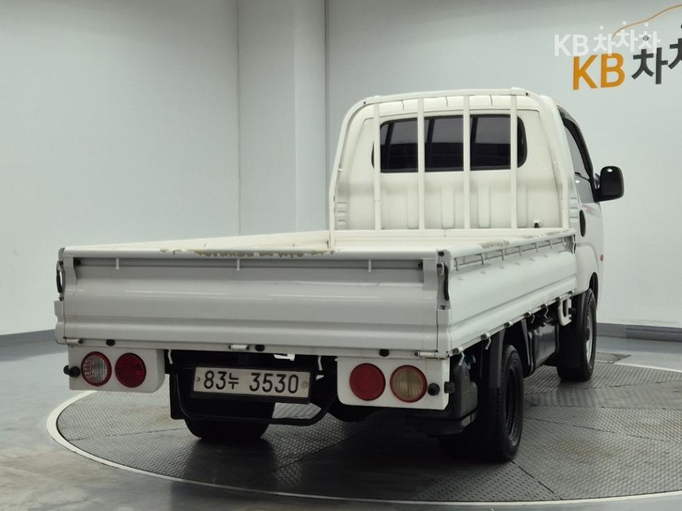 2022 - kia bongo iii