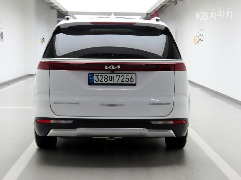 2021 - kia carnival