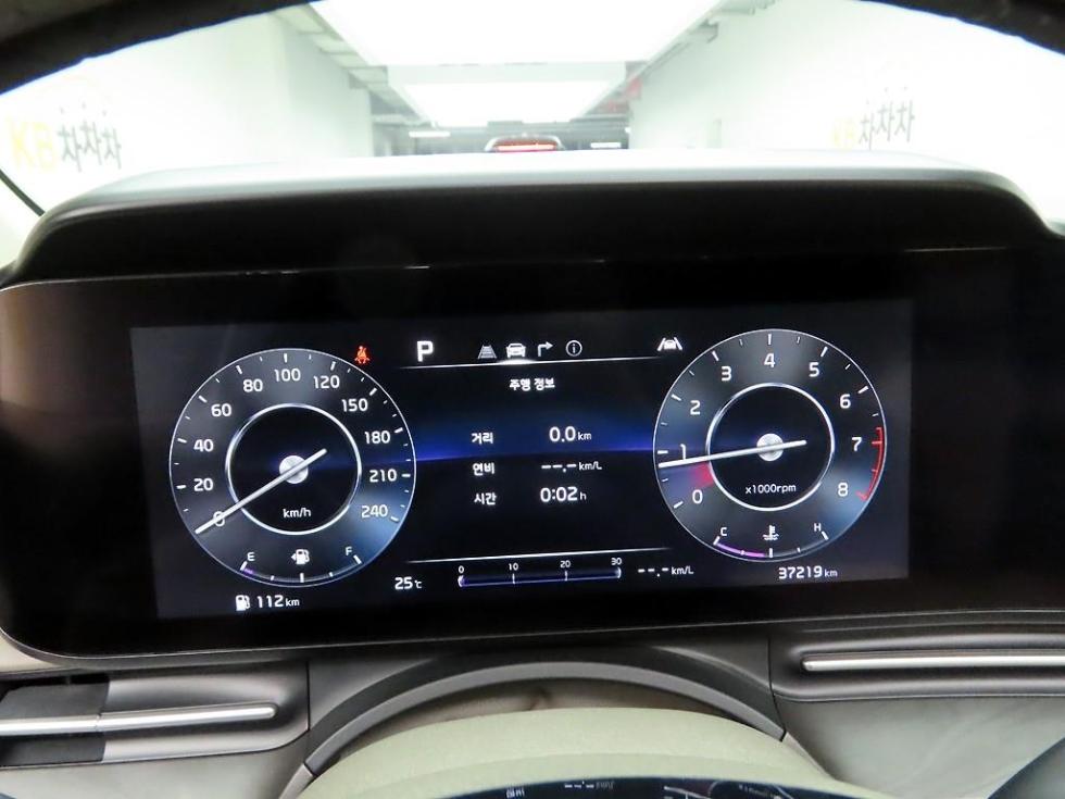 2021 - kia carnival