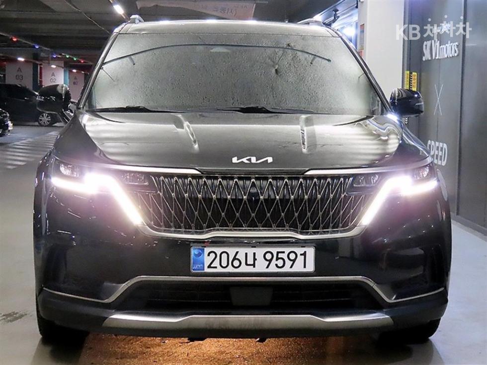2023 - kia carnival