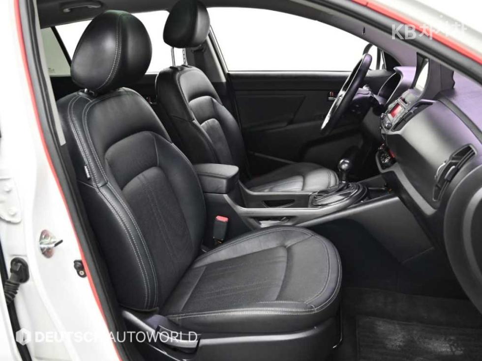2012 - kia sportage