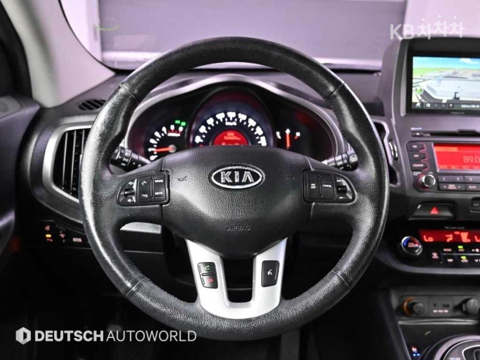 2012 - kia sportage