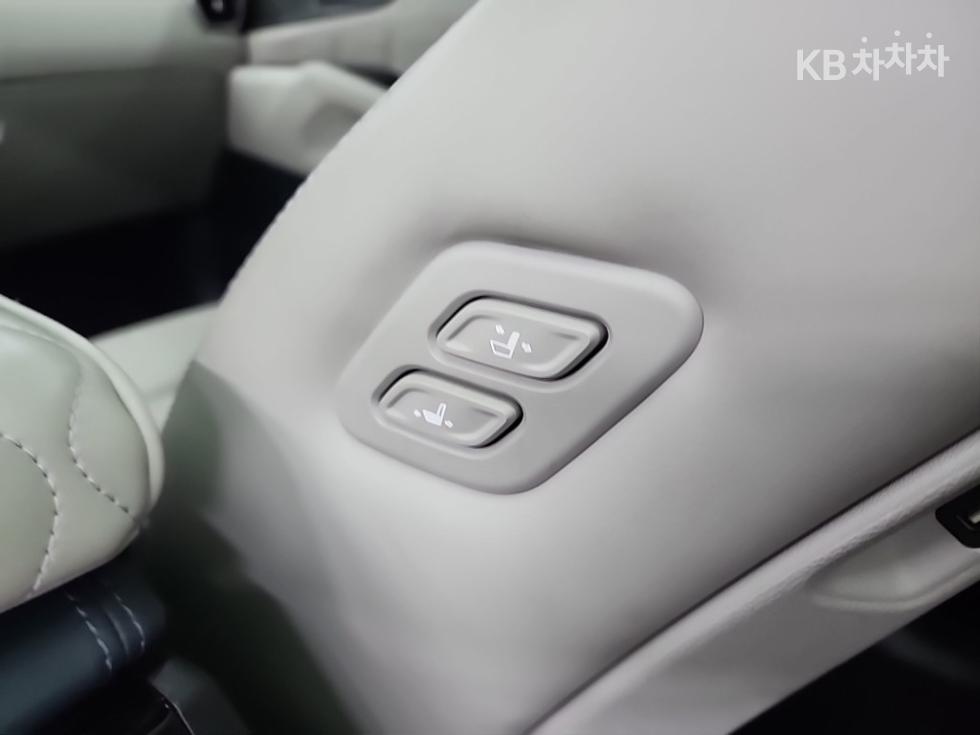 2021 - kia sorento