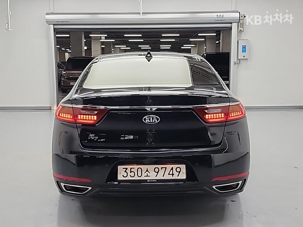 2018 - kia k7