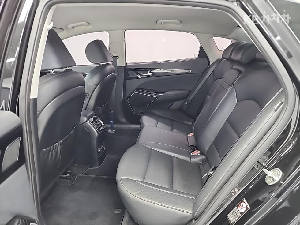 2018 - kia k7