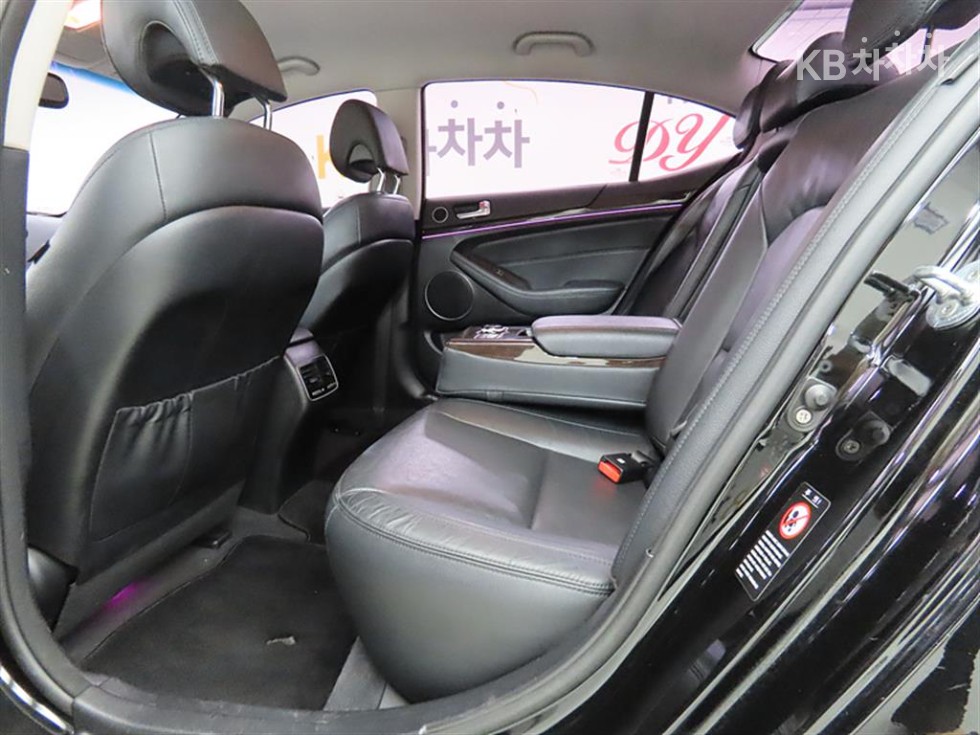 2015 - kia k7