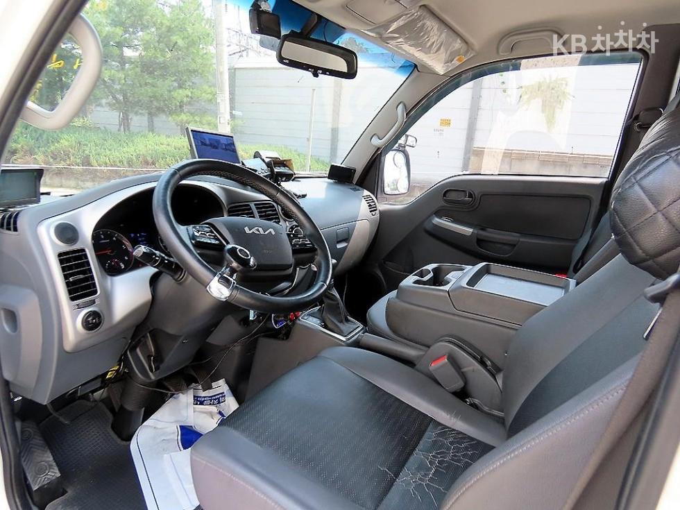 2022 - kia bongo iii