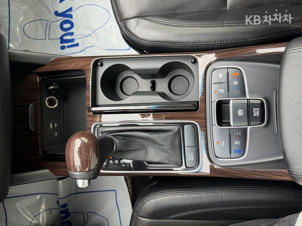2016 - kia k7