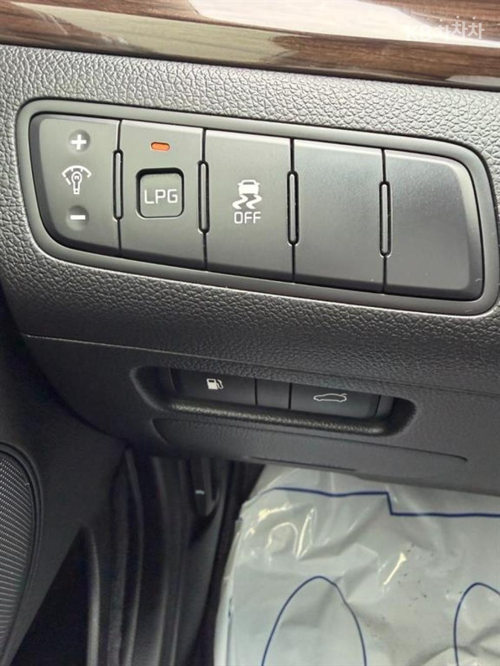 2016 - kia k7