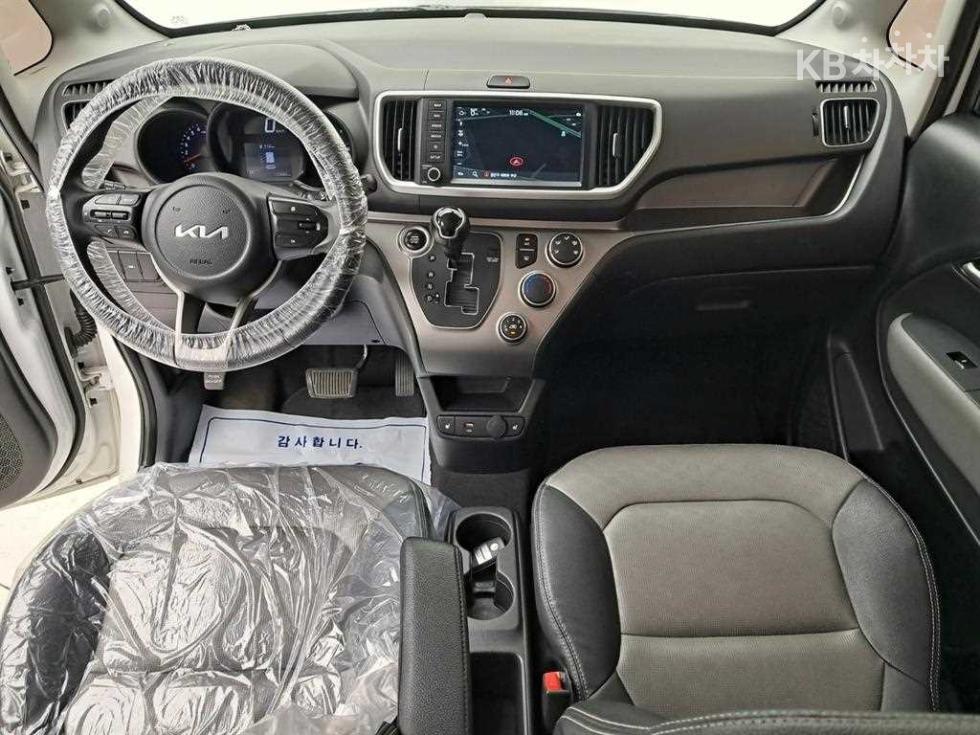 2022 - kia ray
