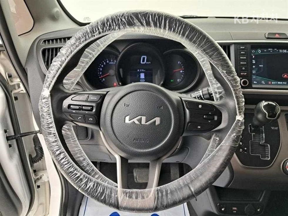 2022 - kia ray