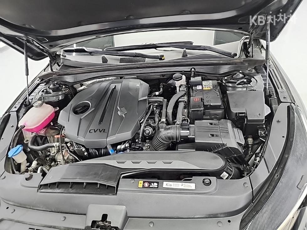 2023 - kia k5