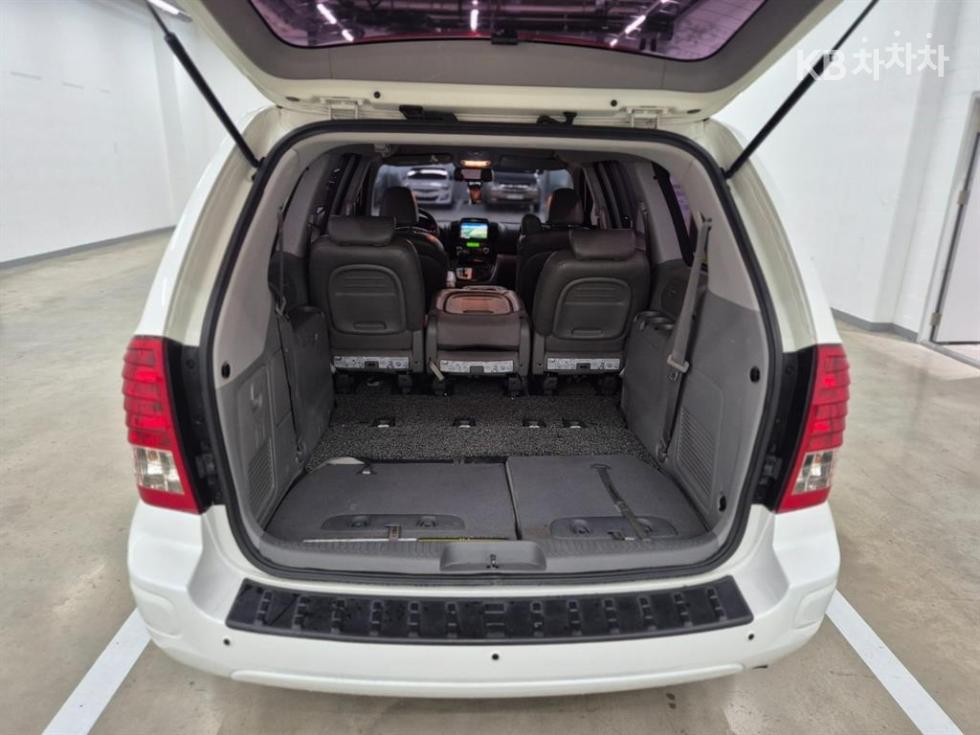 2014 - kia carnival