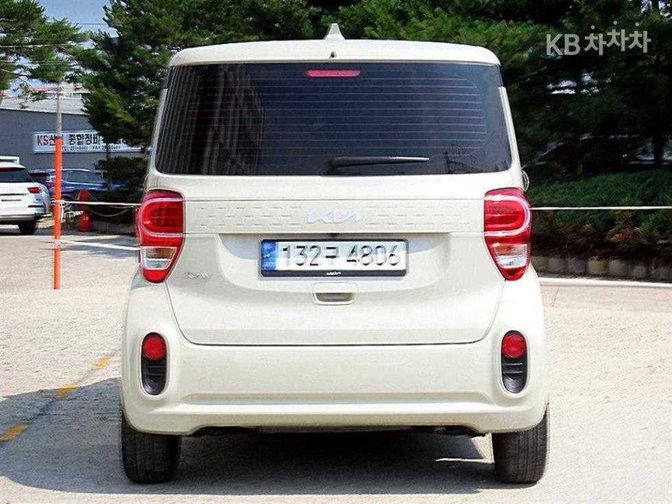 2022 - kia ray
