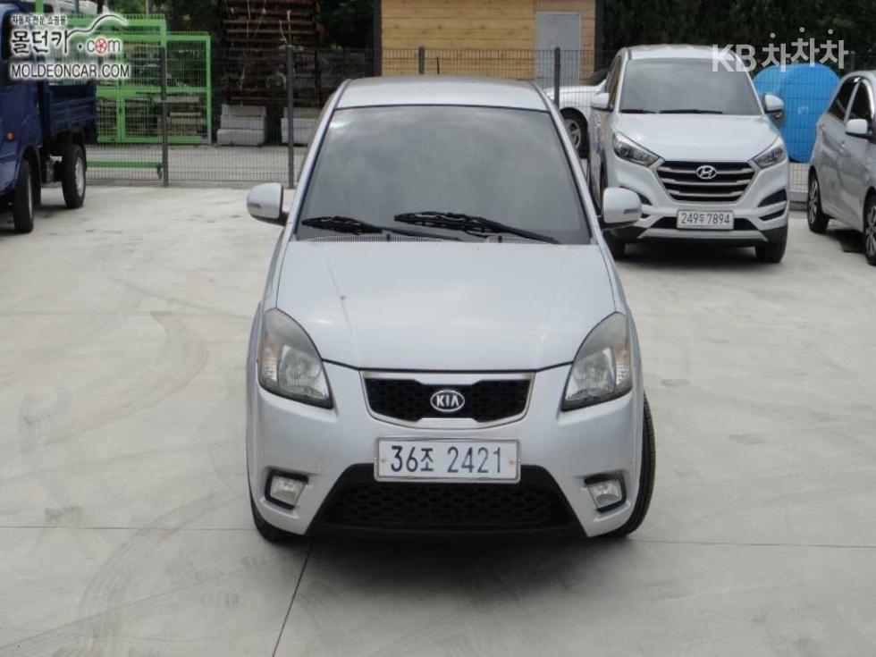 2010 - kia pride