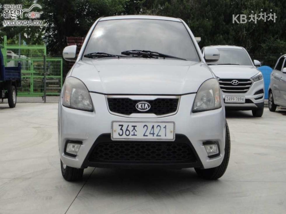 2010 - kia pride